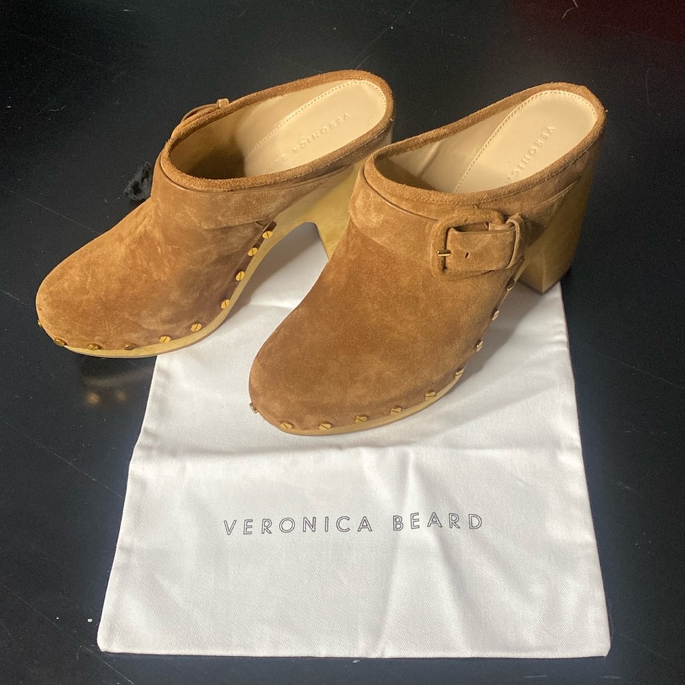 Veronica Beard Dacey tan (Pecan) suede mule clogs, size 9.5 NEW, never worn